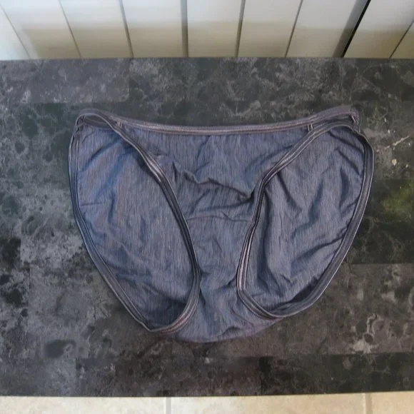 Vanity Fair Woen's Illuination Brief Panties (Regular & Plus Size...